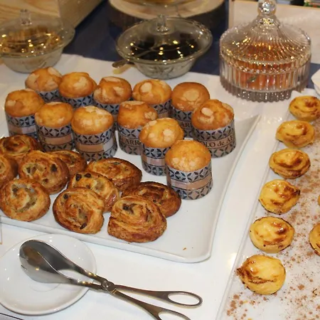 Отель Senhora Do Castelo Мангуалди