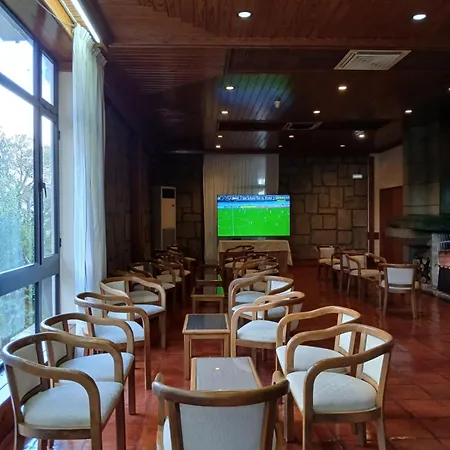 圣母堡酒店 酒店