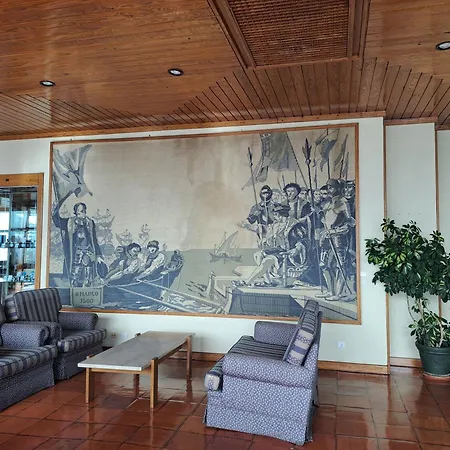 Senhora Do Castelo Hotel 3*