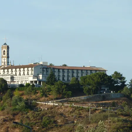 Отель Senhora Do Castelo Мангуалди